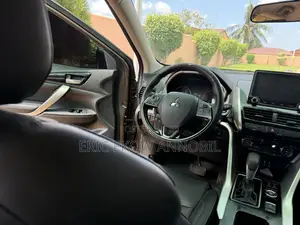 Mitsubishi Eclipse Cross 2023