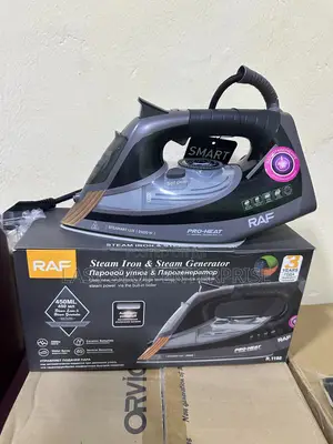 Quality and Classic RAF Steam Iron (2600 Watts)