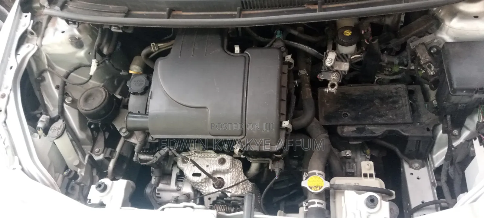 Toyota Belta 2012 Silver