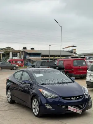 Hyundai Elantra Limited Sedan FWD (1.8L 4cyl 6A) 2013 Blue
