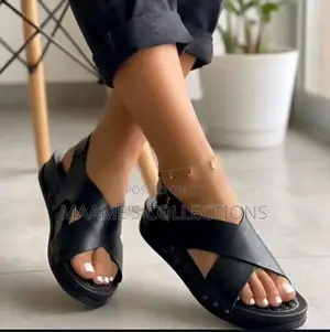 Women’s Cross-Strap Platform Sandals