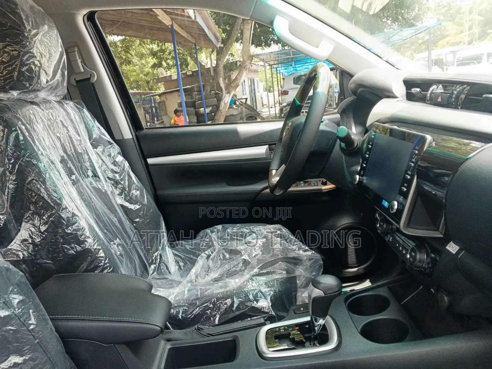 Toyota Hilux 2025 Black