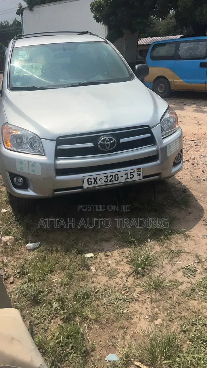 Toyota RAV4 2012 Silver