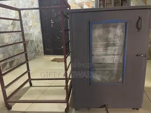 Gas Oven and Cooling Rack