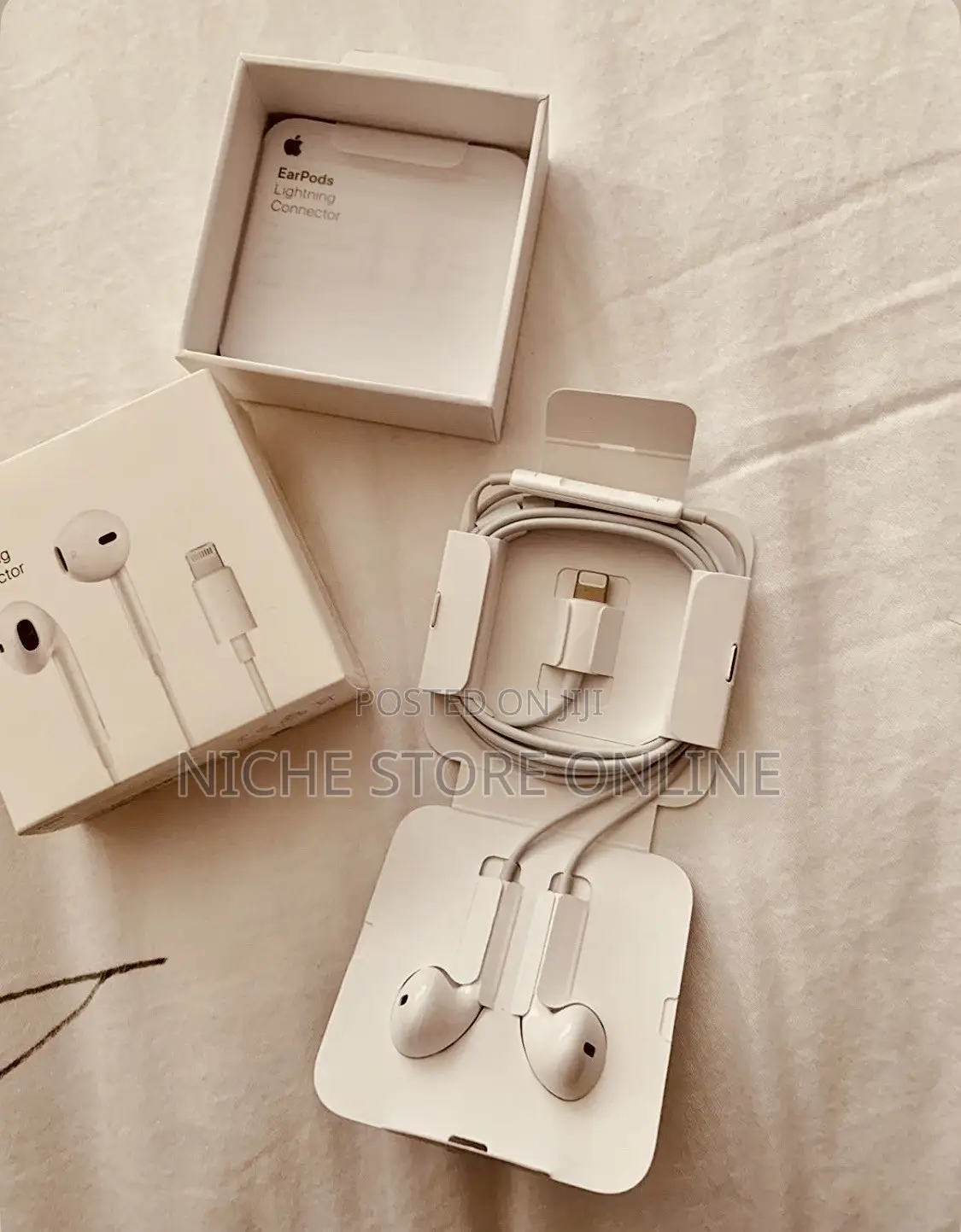Apple Earphones Available` Lightning | Type-C | AirPods | All Types