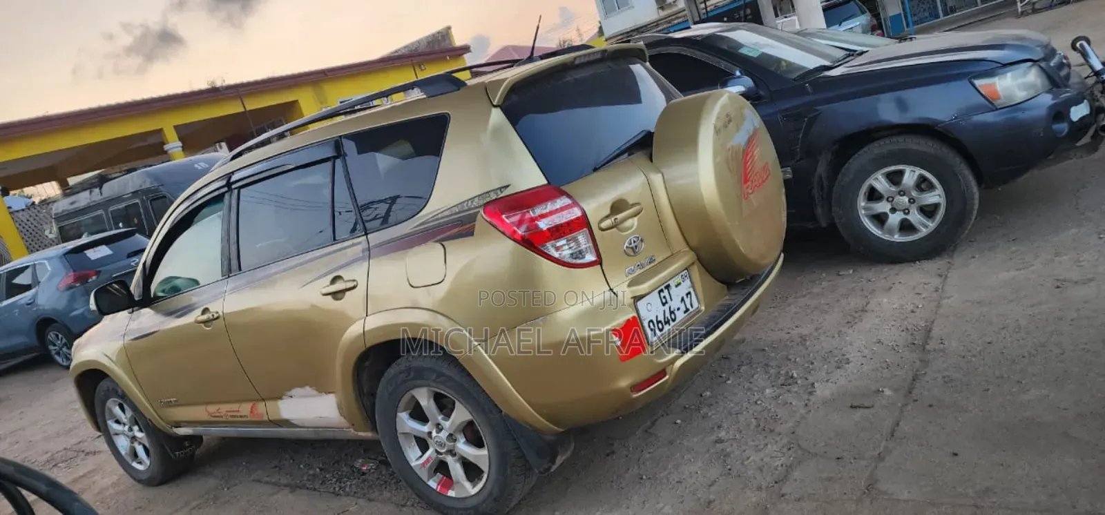 Toyota RAV4 2.5 Limited 4x4 2012 Gold