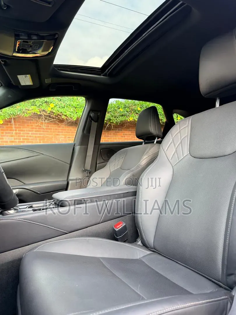 Lexus RX 2023 Blue