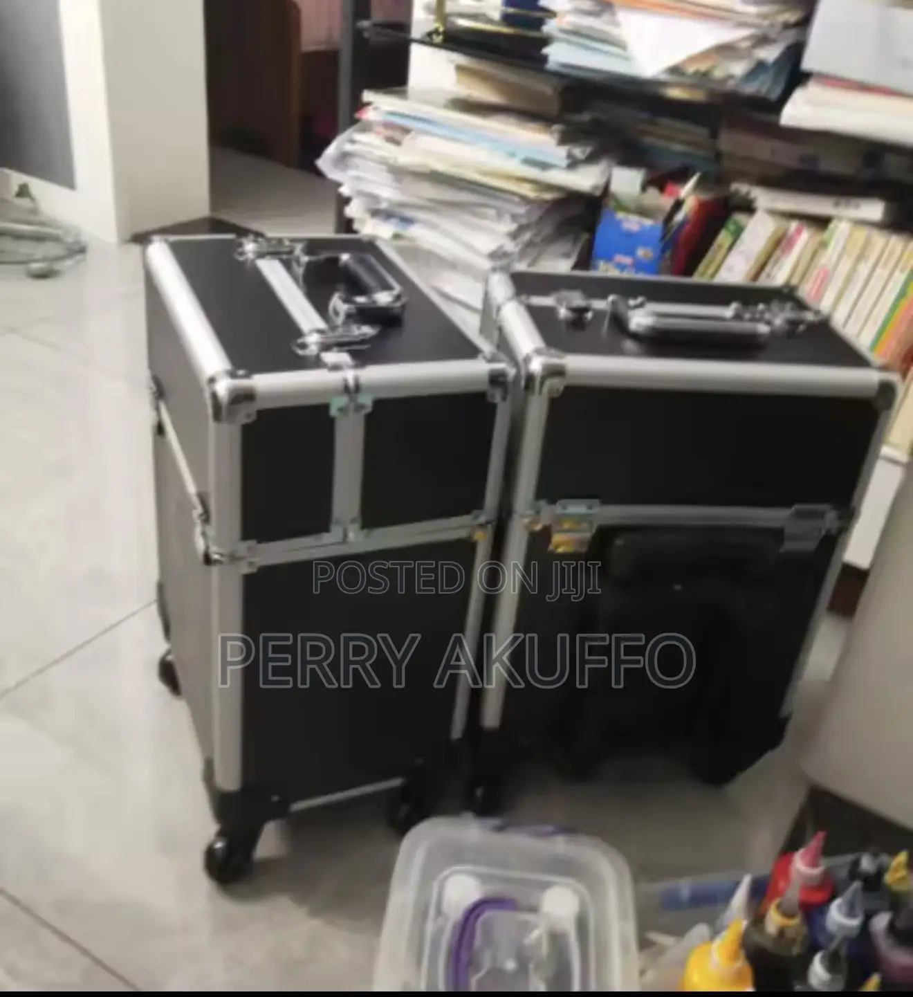Professional MakeUp Luggage (Large)