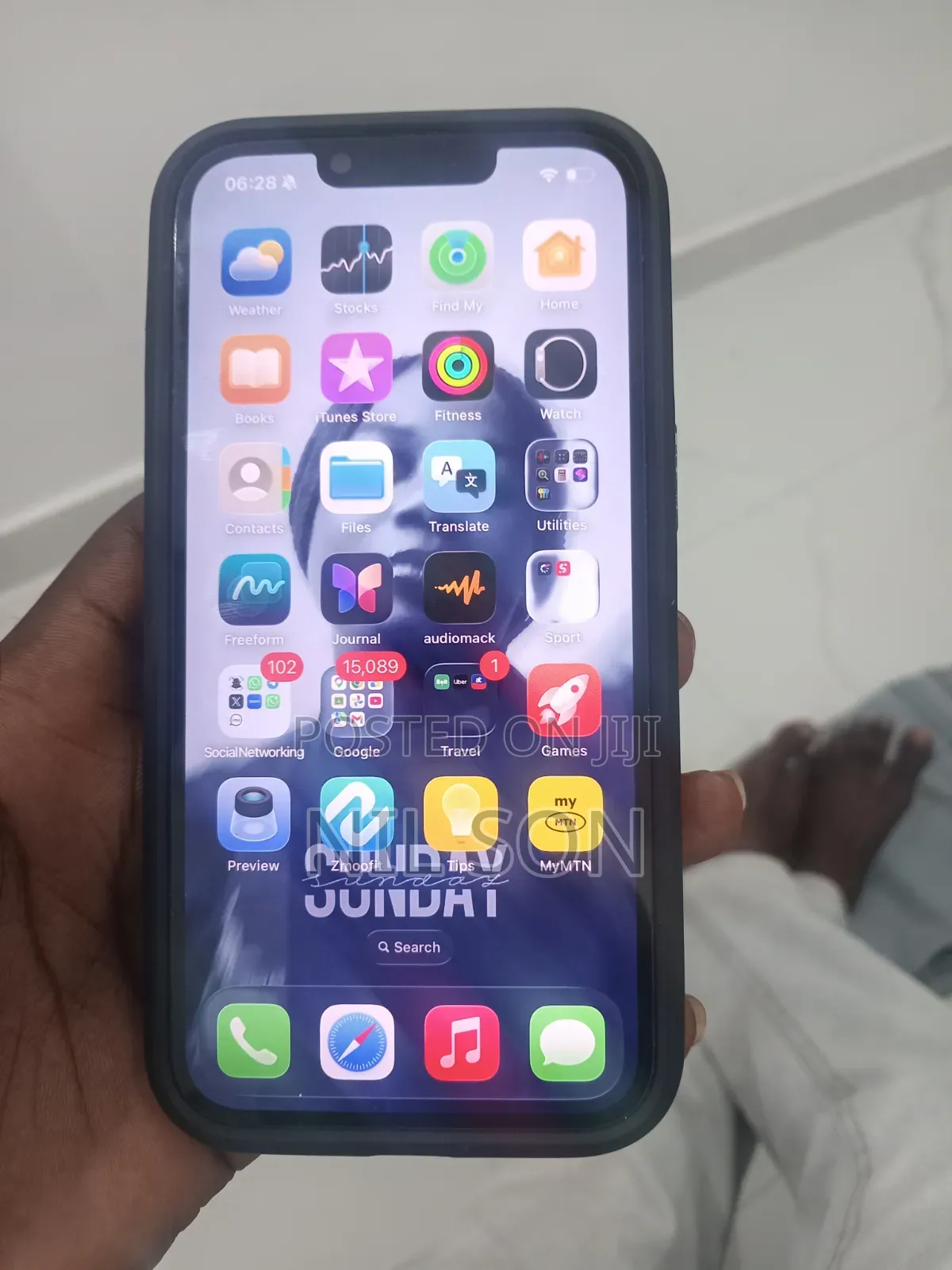 Apple iPhone 16e 128 GB Black