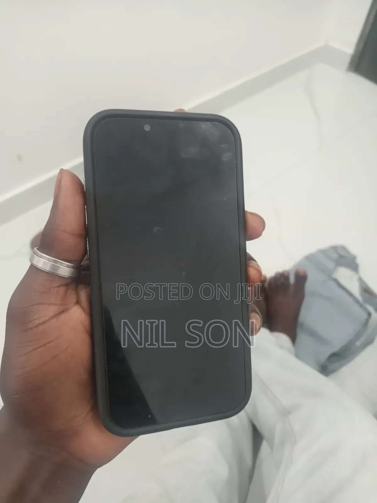 Apple iPhone 16e 128 GB Black