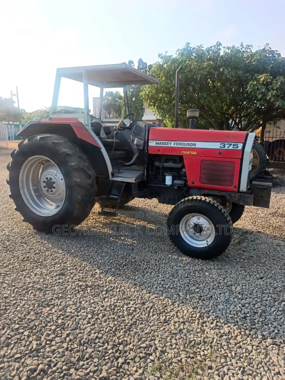 Tractor Massey Ferguson