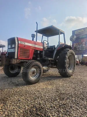 Tractor Massey Ferguson