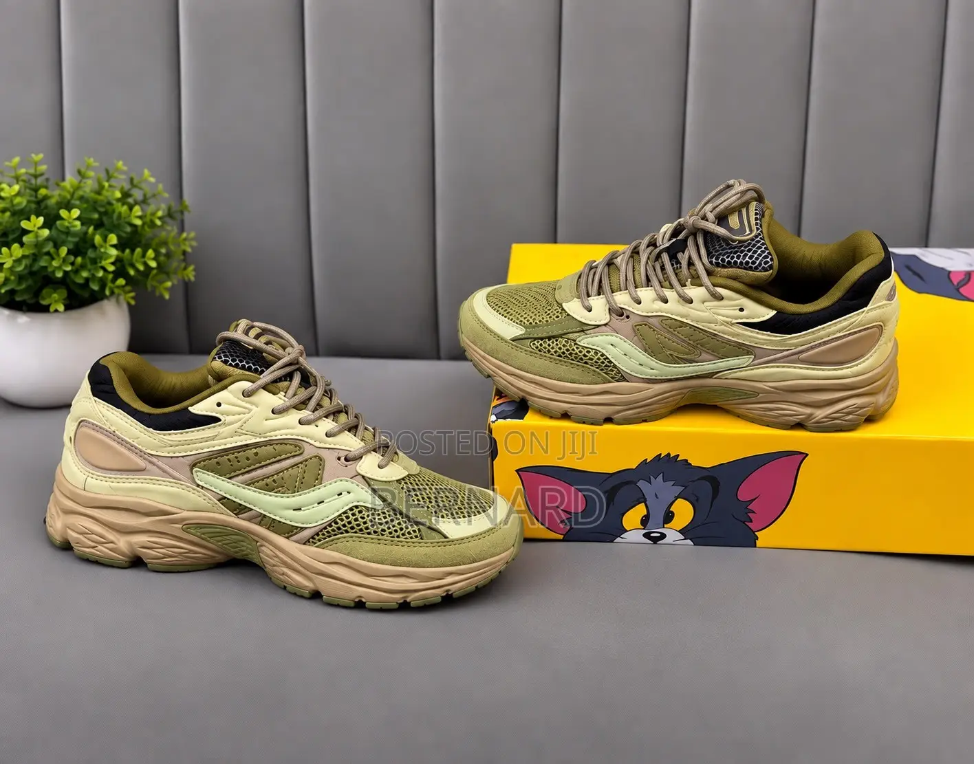 Saucony ProGrid Omni 9