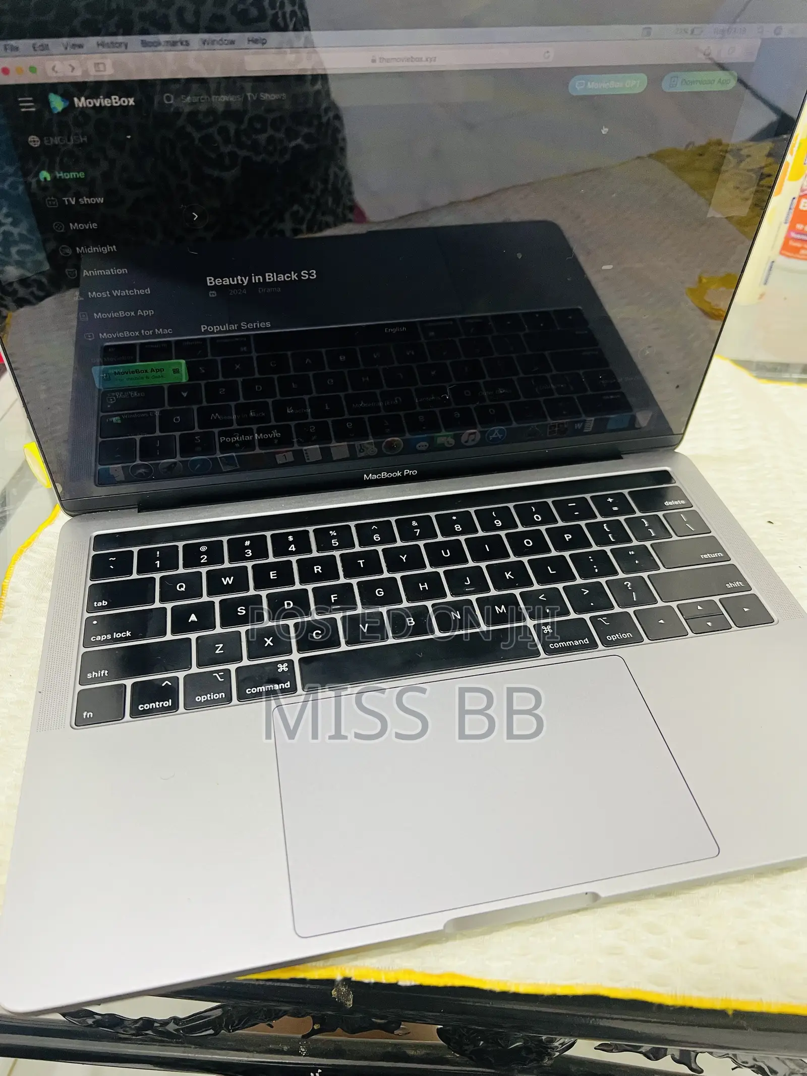 Laptop Apple MacBook Pro 256GB Intel Core i3 HDD 256GB