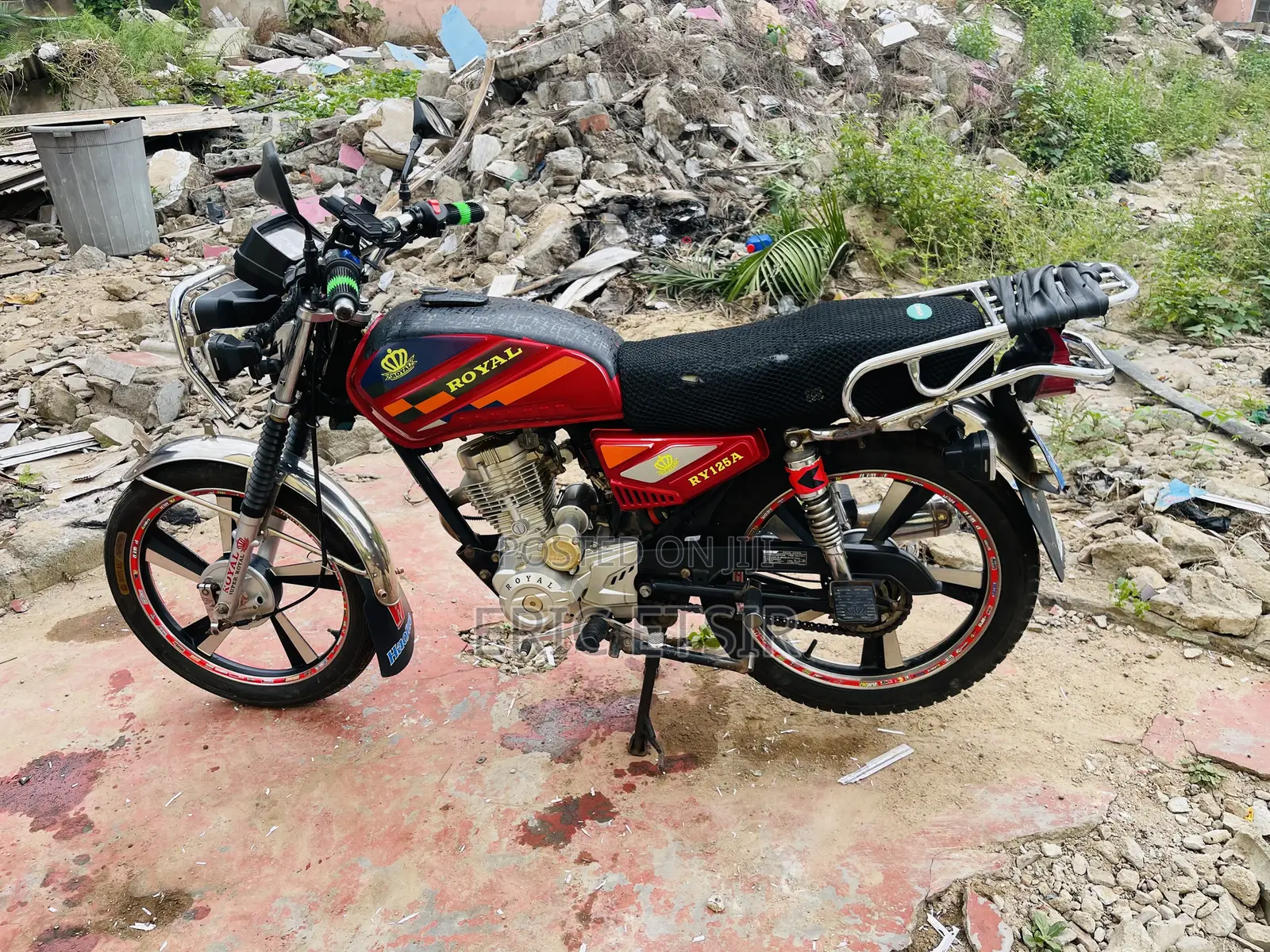 Royal RY125 2025 Red