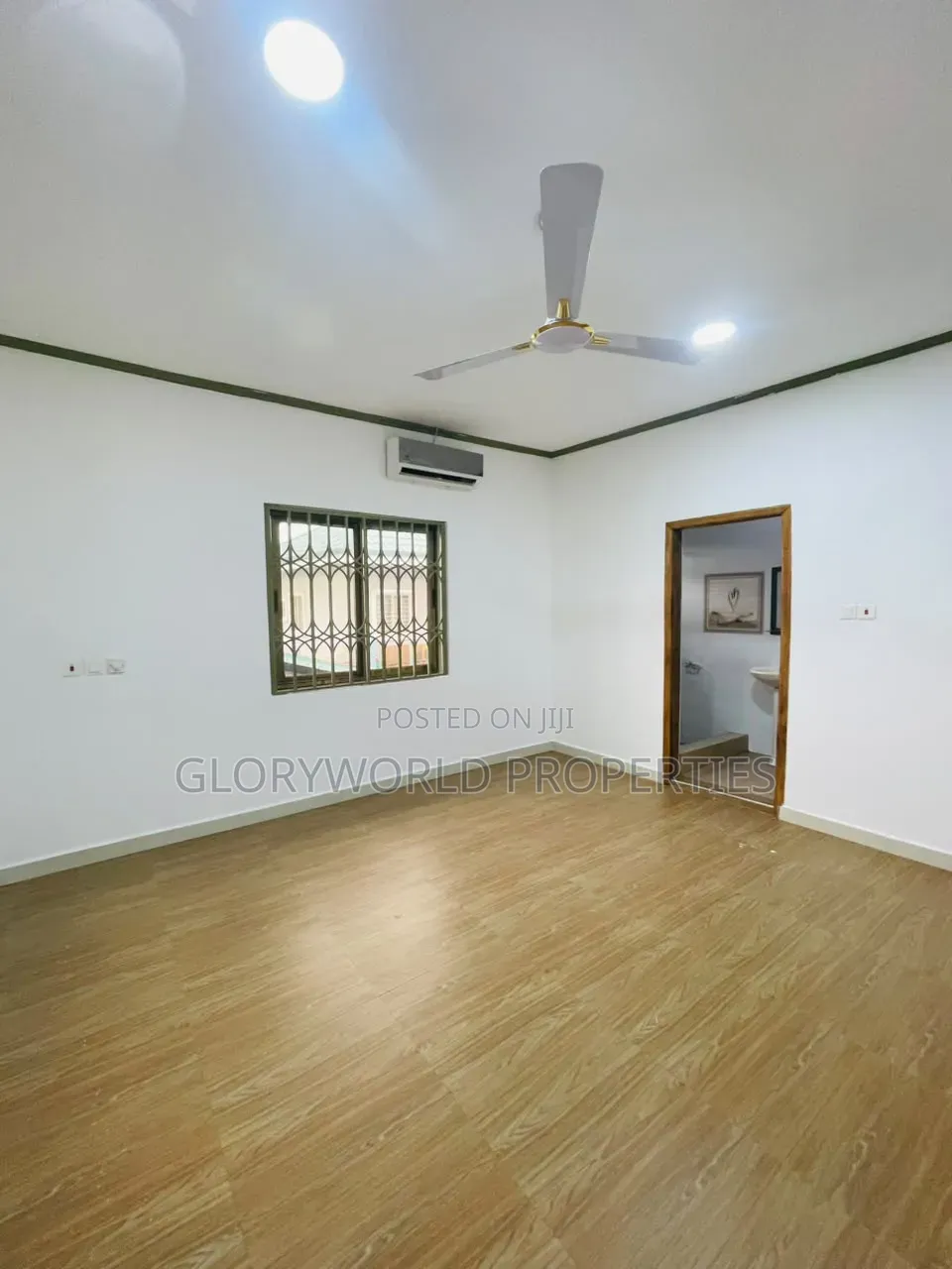 3bdrm Duplex in Baatsona Total for rent