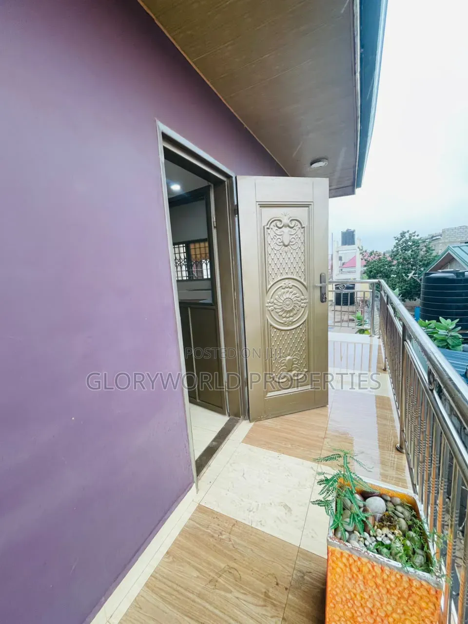 3bdrm Duplex in Baatsona Total for rent