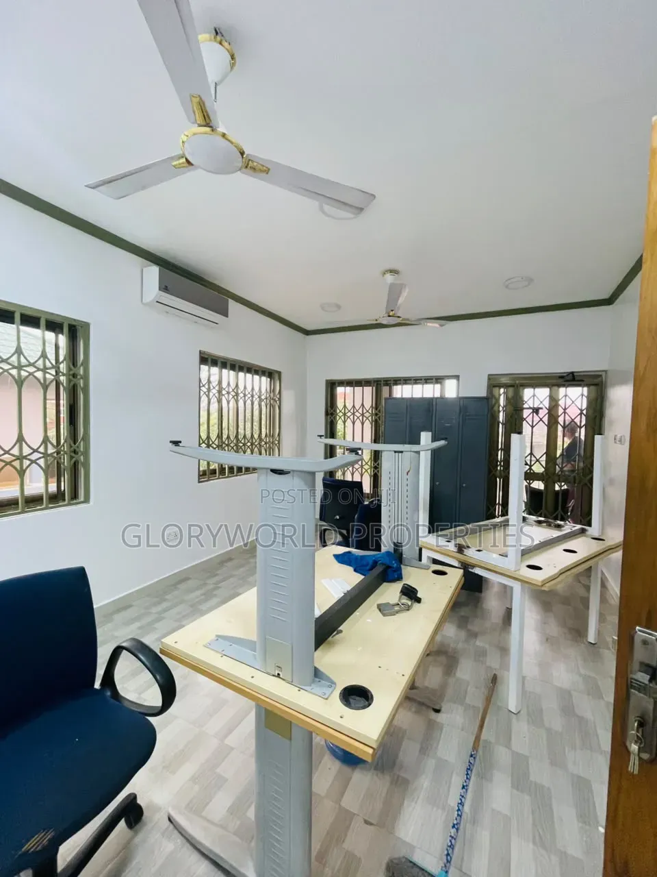3bdrm Duplex in Baatsona Total for rent