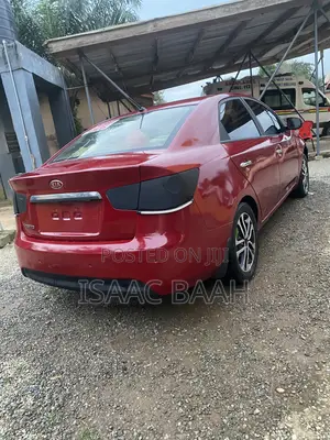 Kia Cerato 2012 Red