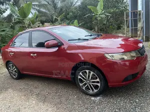Kia Cerato 2012 Red