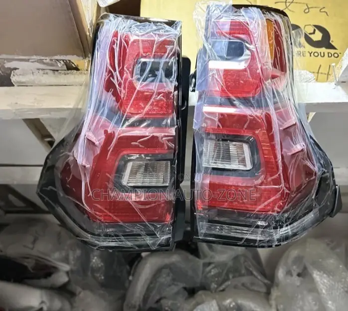 Land Cruiser Prado 2018-2019-2020-2021-2022 Tail Light Pair