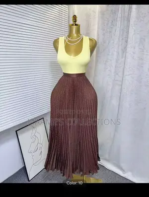 Women’s Pleated Maxi Skirt
