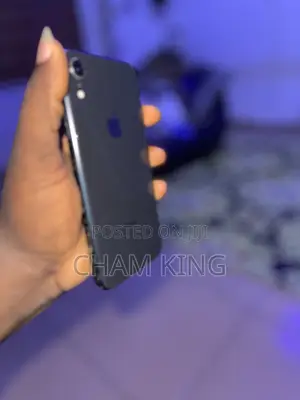 Apple iPhone XR 64 GB Black