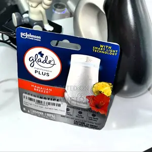 Glade Starter Kit (Warmer Plus & Refill)
