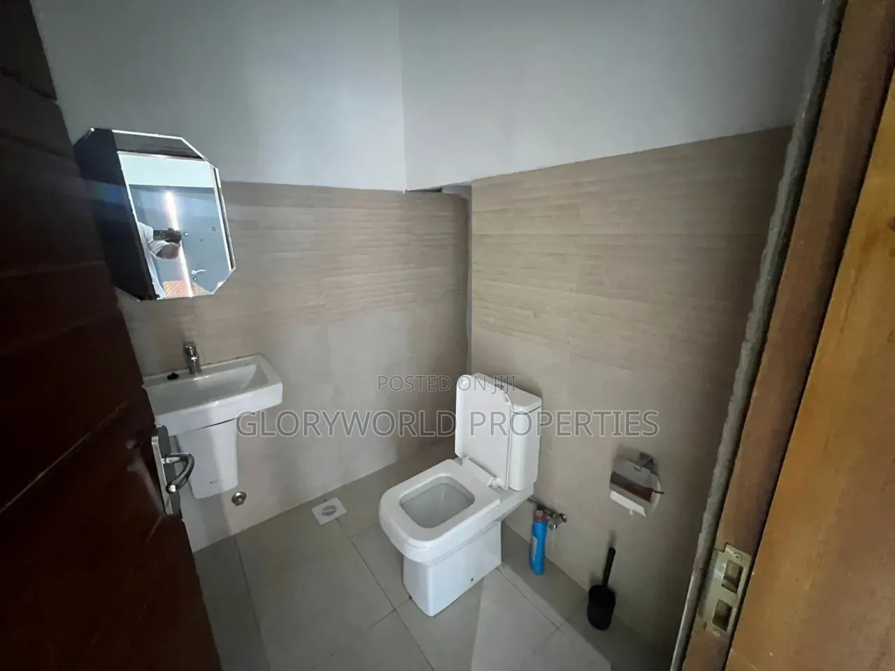 2bdrm Duplex in Tseaddo for rent