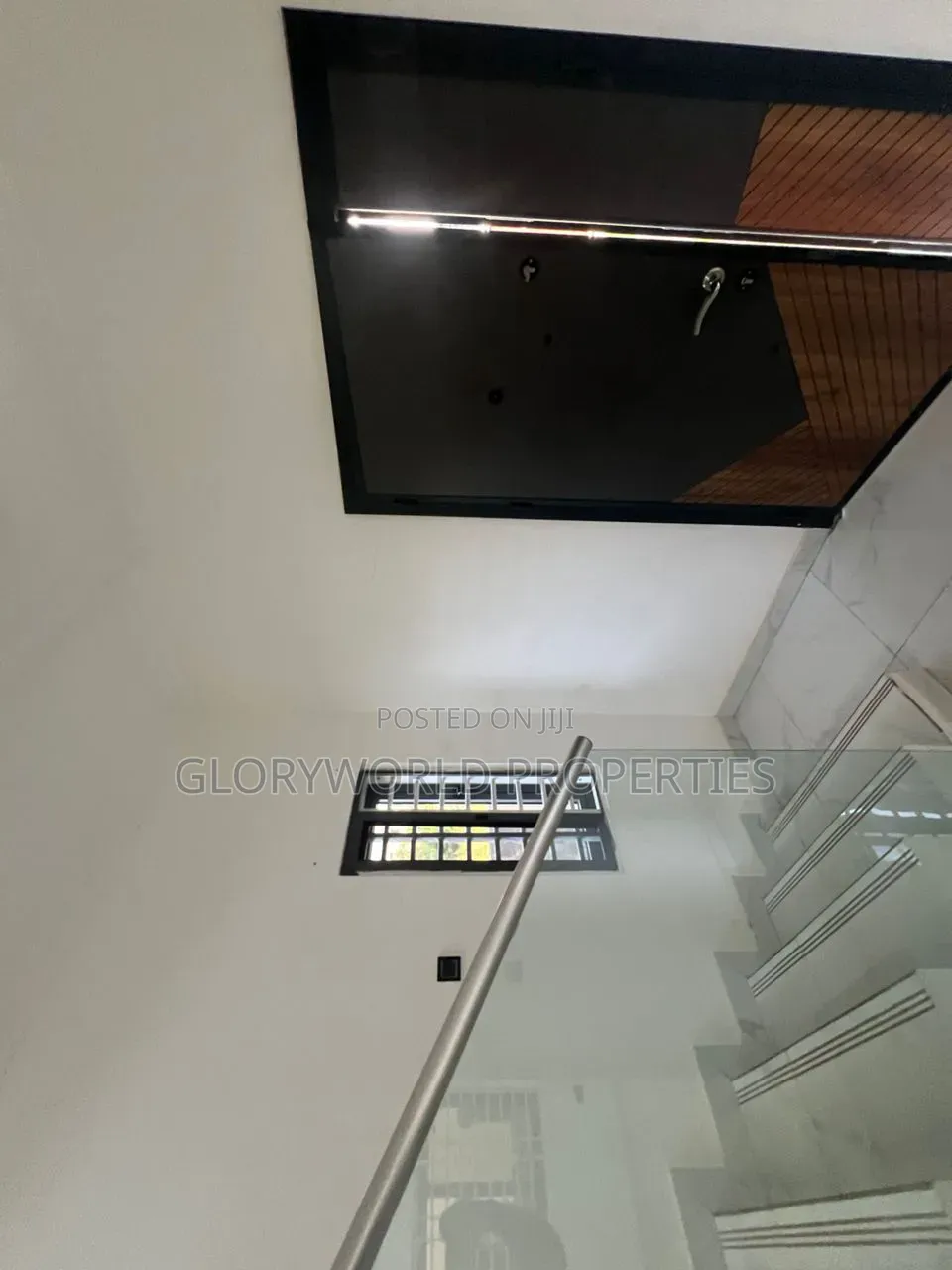 2bdrm Duplex in Tseaddo for rent