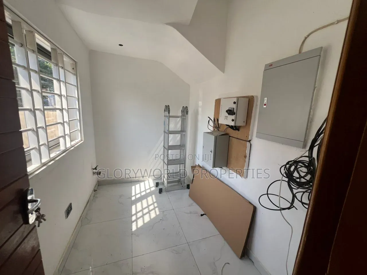 2bdrm Duplex in Tseaddo for rent