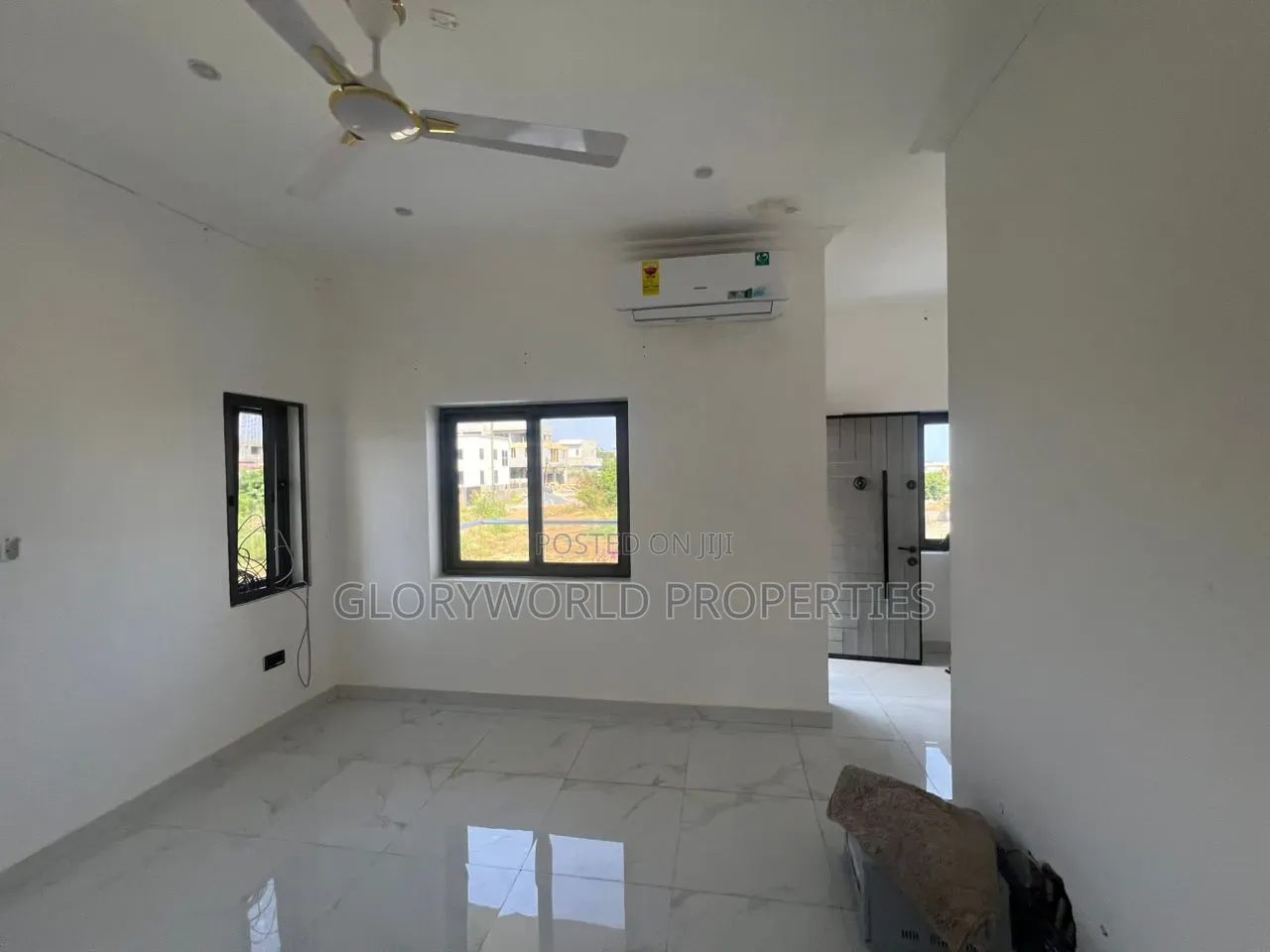 2bdrm Duplex in Tseaddo for rent