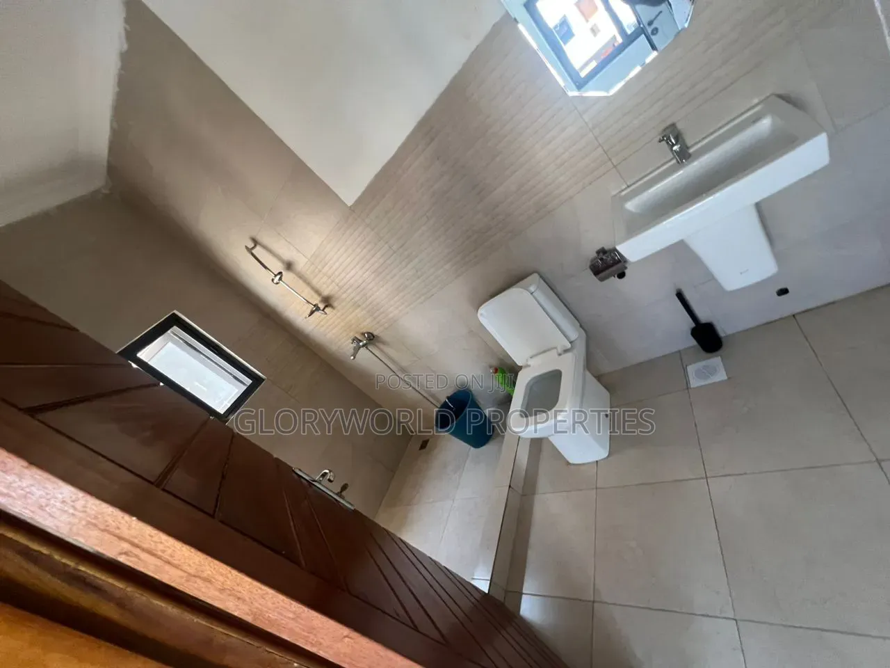 2bdrm Duplex in Tseaddo for rent