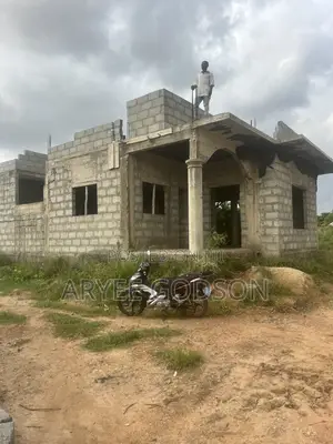 4bdrm House in Achiaman Estate, Amasaman for sale