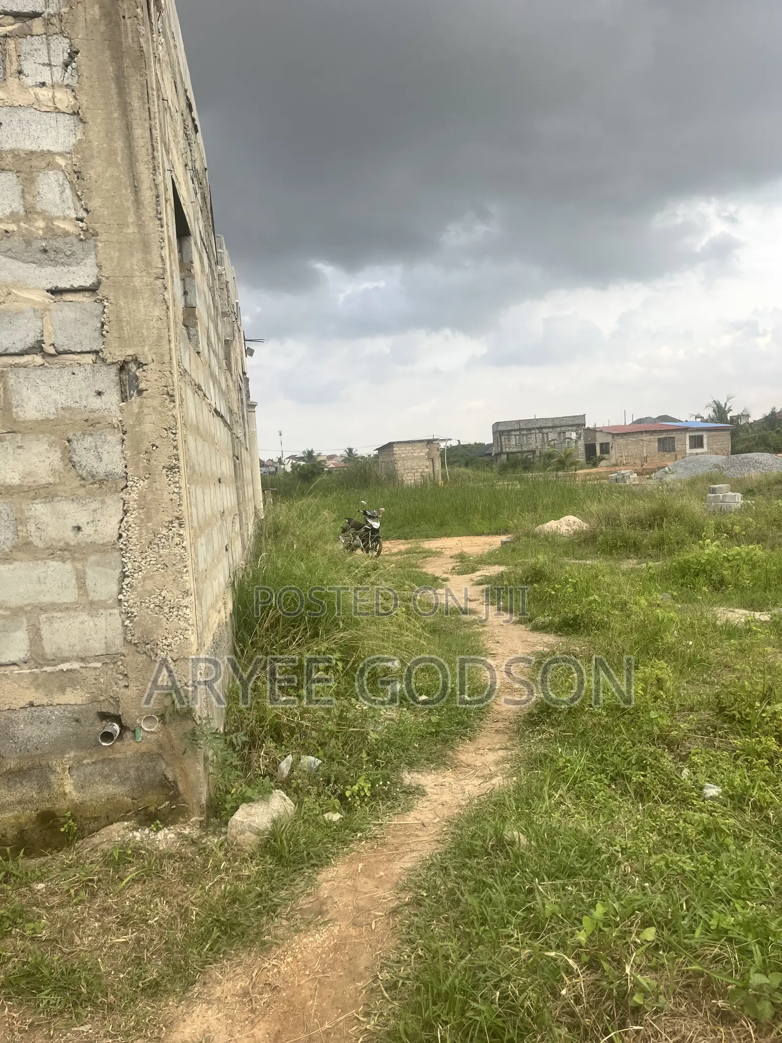 4bdrm House in Achiaman Estate, Amasaman for sale