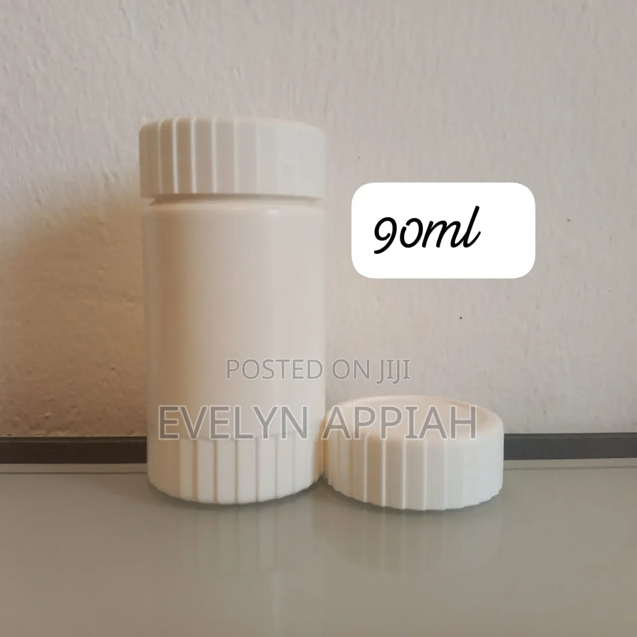 100ml Bamboo Capsules Container