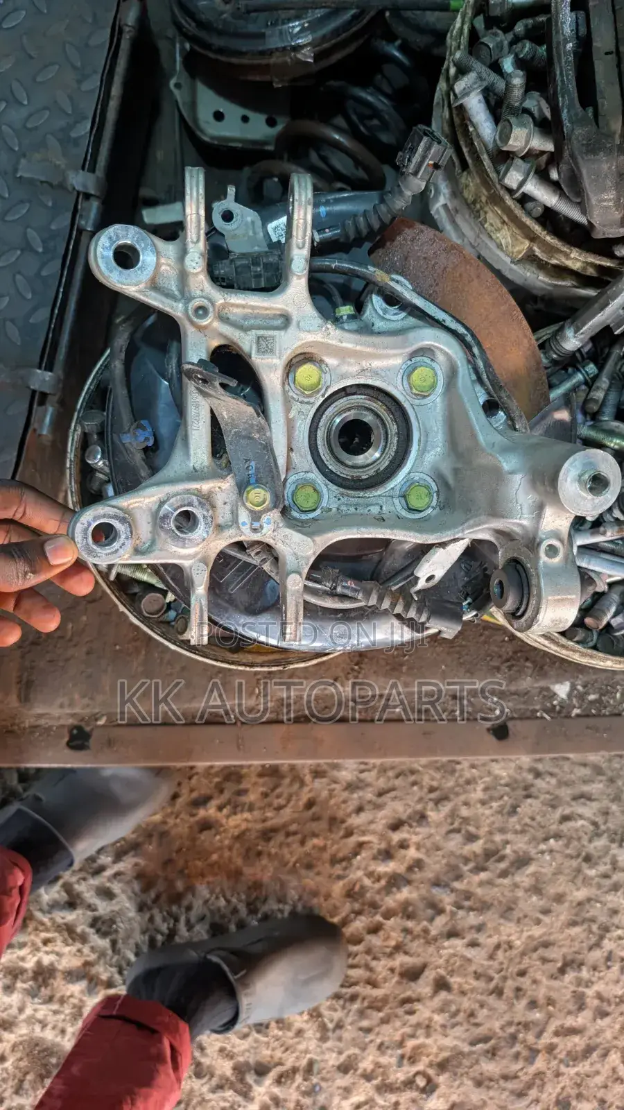 Honda CRV 2017,2018,2019,2020,2021,2022 Back Hub Complete