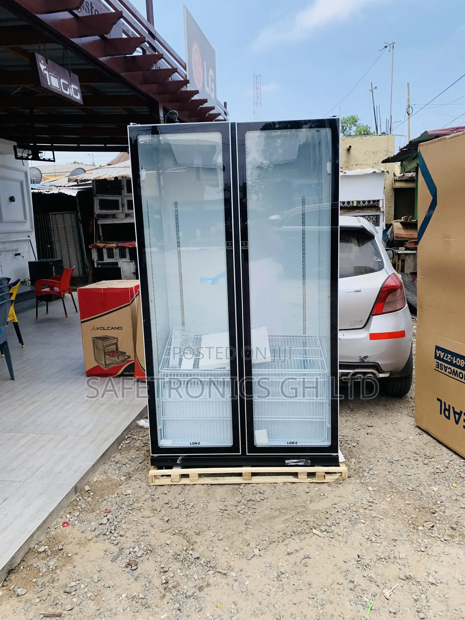 Purchase PVC-801-27AA Pearl 690-Liter Double-Door Glass Display Fridge