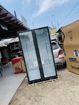 Quality Fast PVC-801-27AA Pearl 690-Liter 2Door Glass Display Fridge