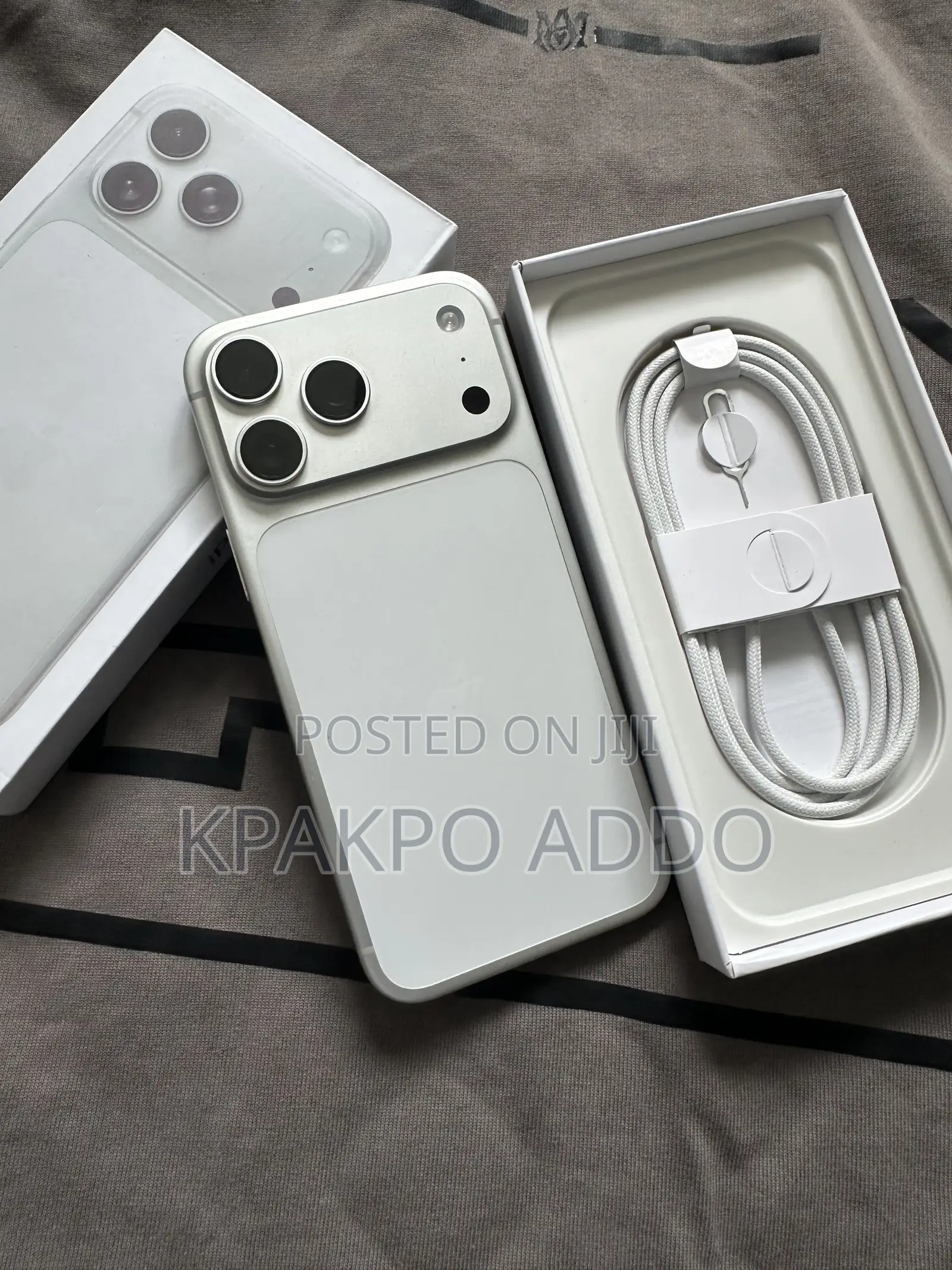 Apple iPhone 17 Pro Max 256 GB Silver