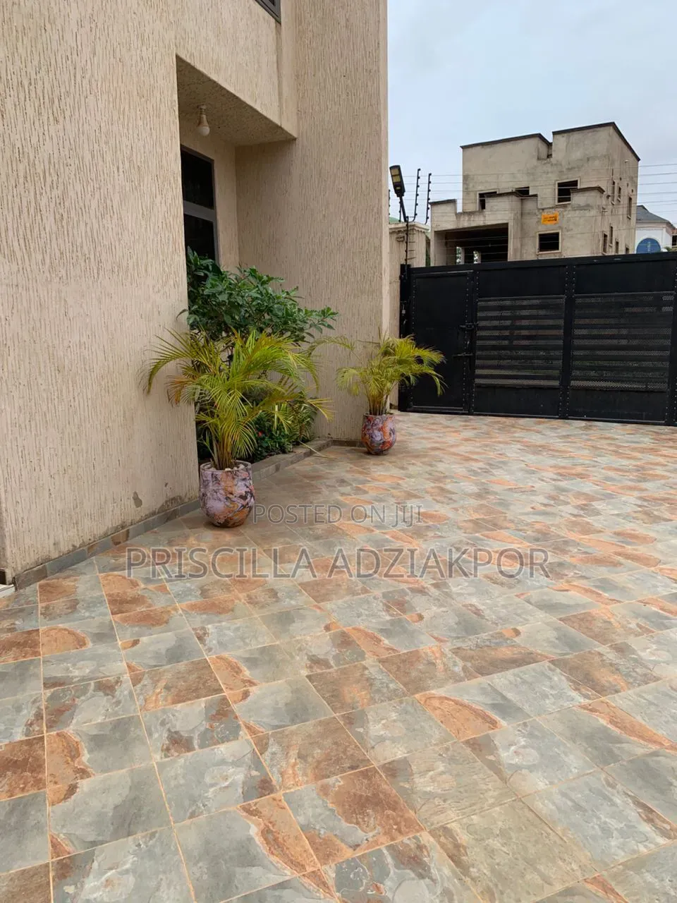 Furnished 2bdrm Apartment in Gelo Heritage Estate, Police Station