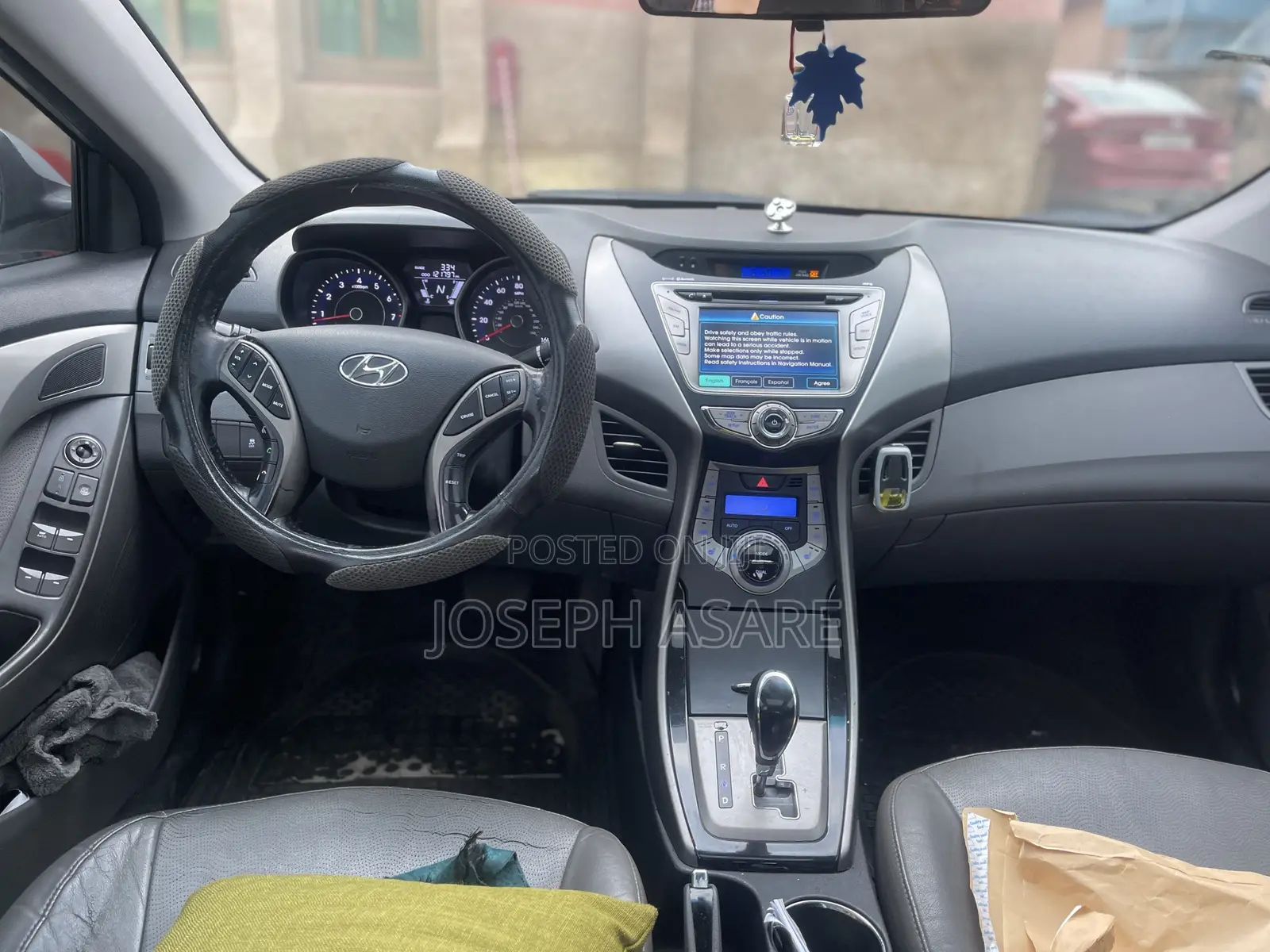 Hyundai Elantra Limited 4dr Sedan (1.8L 4cyl 6A) 2014