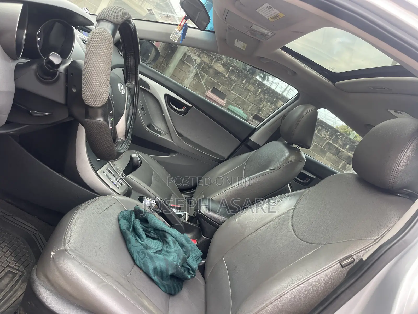 Hyundai Elantra Limited 4dr Sedan (1.8L 4cyl 6A) 2014