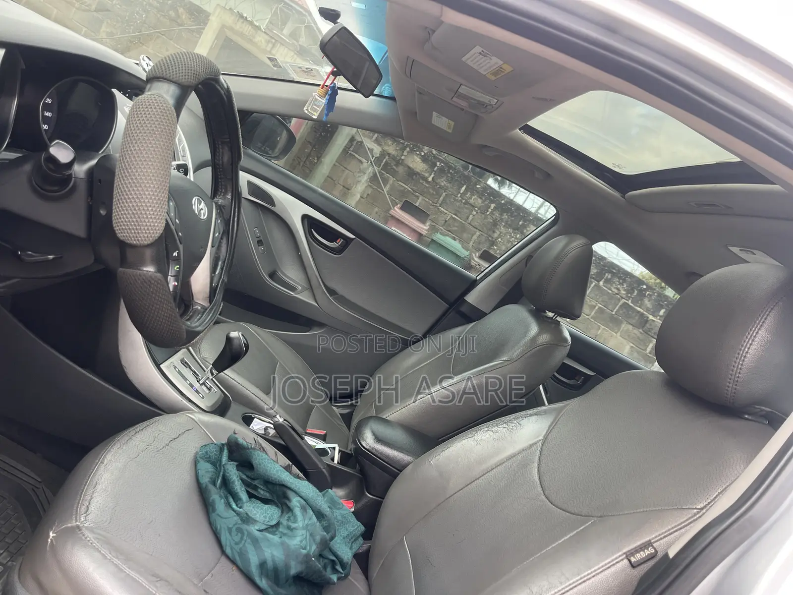 Hyundai Elantra Limited 4dr Sedan (1.8L 4cyl 6A) 2014