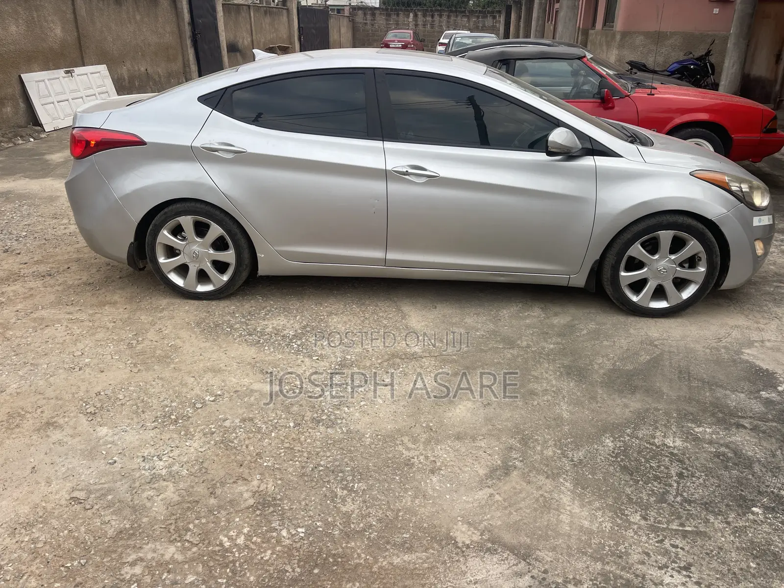 Hyundai Elantra Limited 4dr Sedan (1.8L 4cyl 6A) 2014