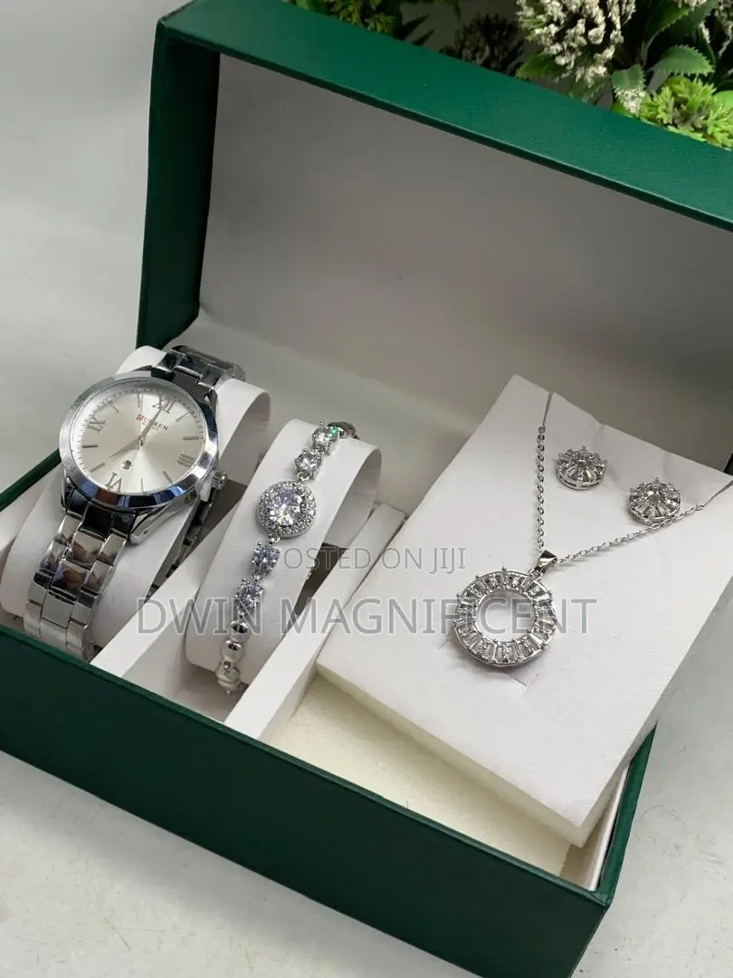 Eloquent Ladies Jewelry Set