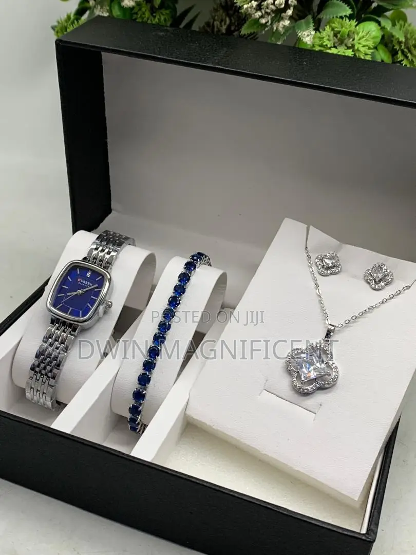 Eloquent Ladies Jewelry Set