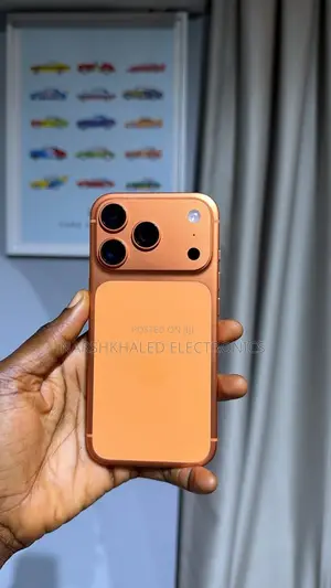 New Apple iPhone 17 Pro Max 256 GB Orange