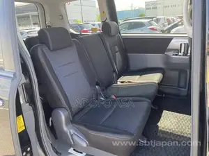 Toyota Voxy ZS Kirameki III 2WD 8-Seater 2012 Black