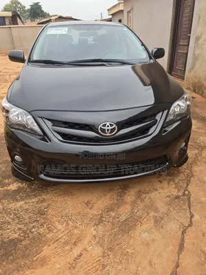 Toyota Corolla 2013 Black